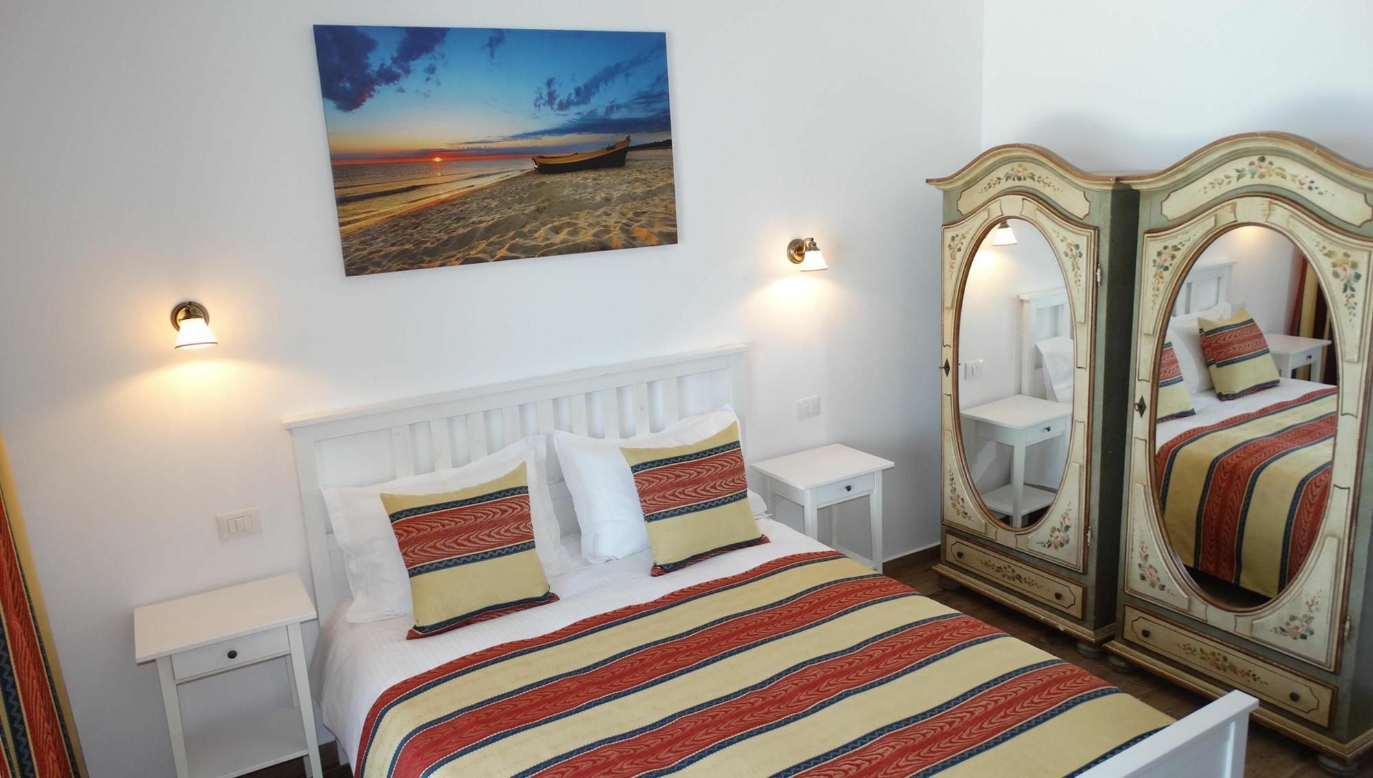 Bluemarina Apartamente Мамая Екстериор снимка