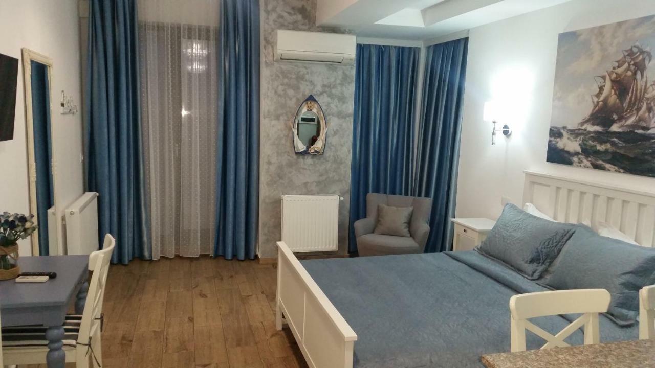 Bluemarina Apartamente Мамая Екстериор снимка