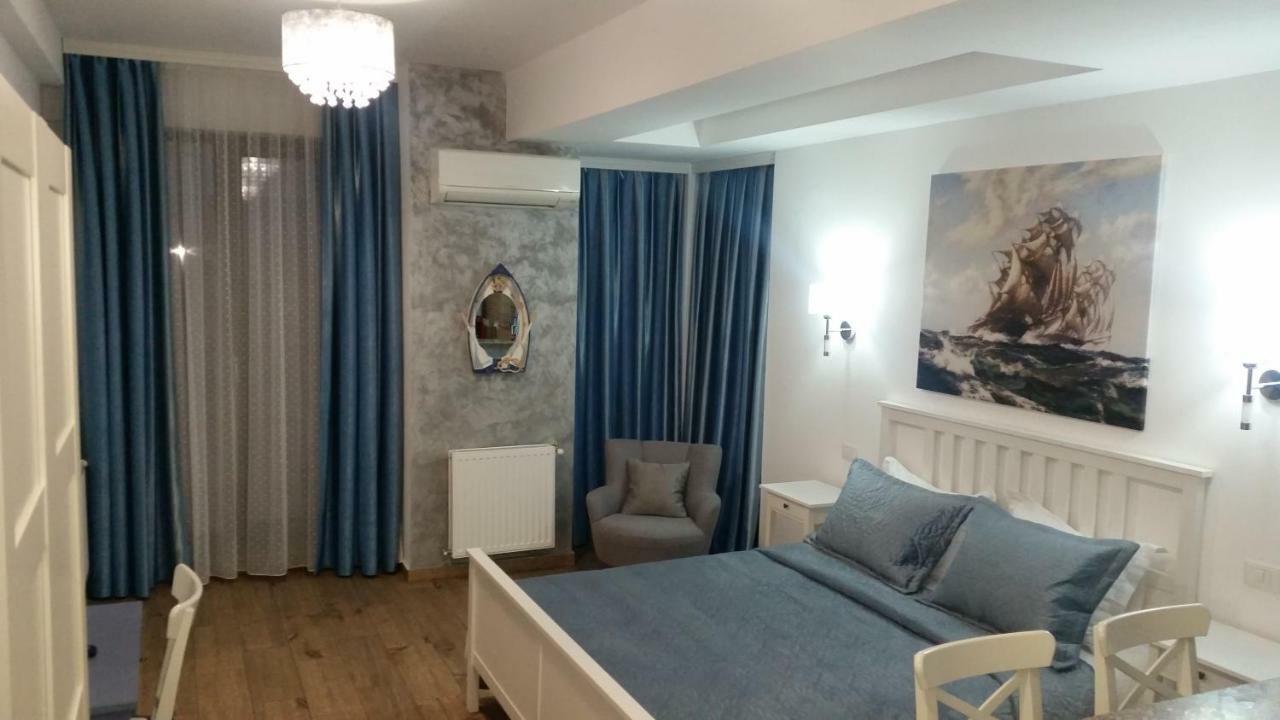 Bluemarina Apartamente Мамая Екстериор снимка
